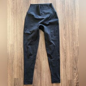 SET active black luxform leggings